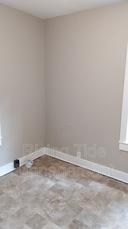 Building Photo - 307 Bessemer Super Hwy