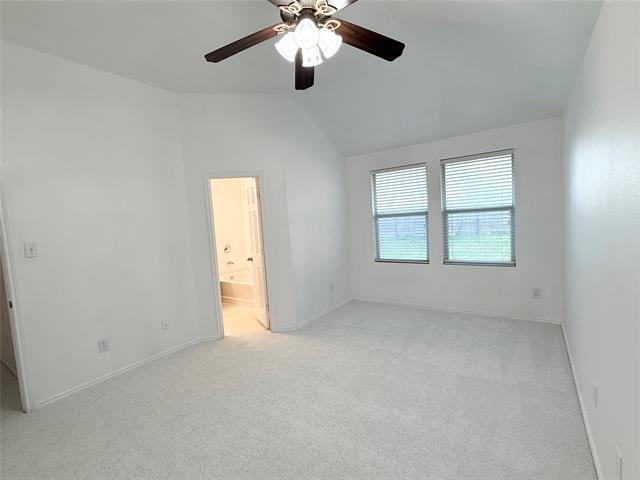 Building Photo - 918 Fleming St