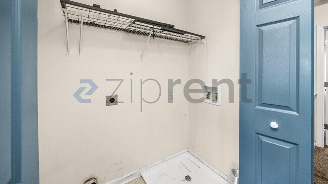 Building Photo - 4016 Cody Dr