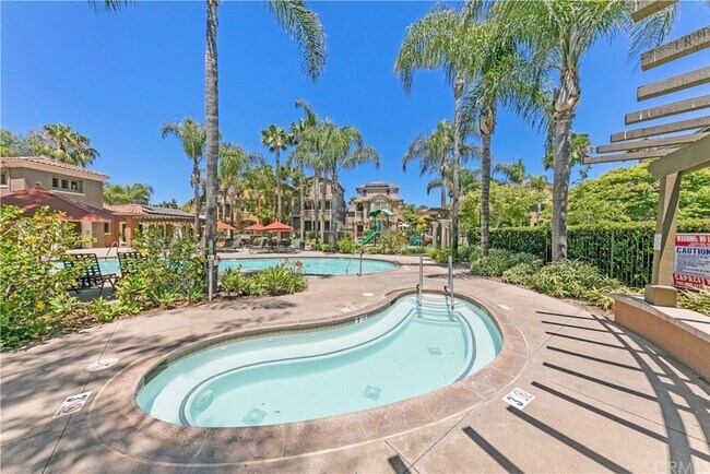 Building Photo - 1863 Hazel Ct