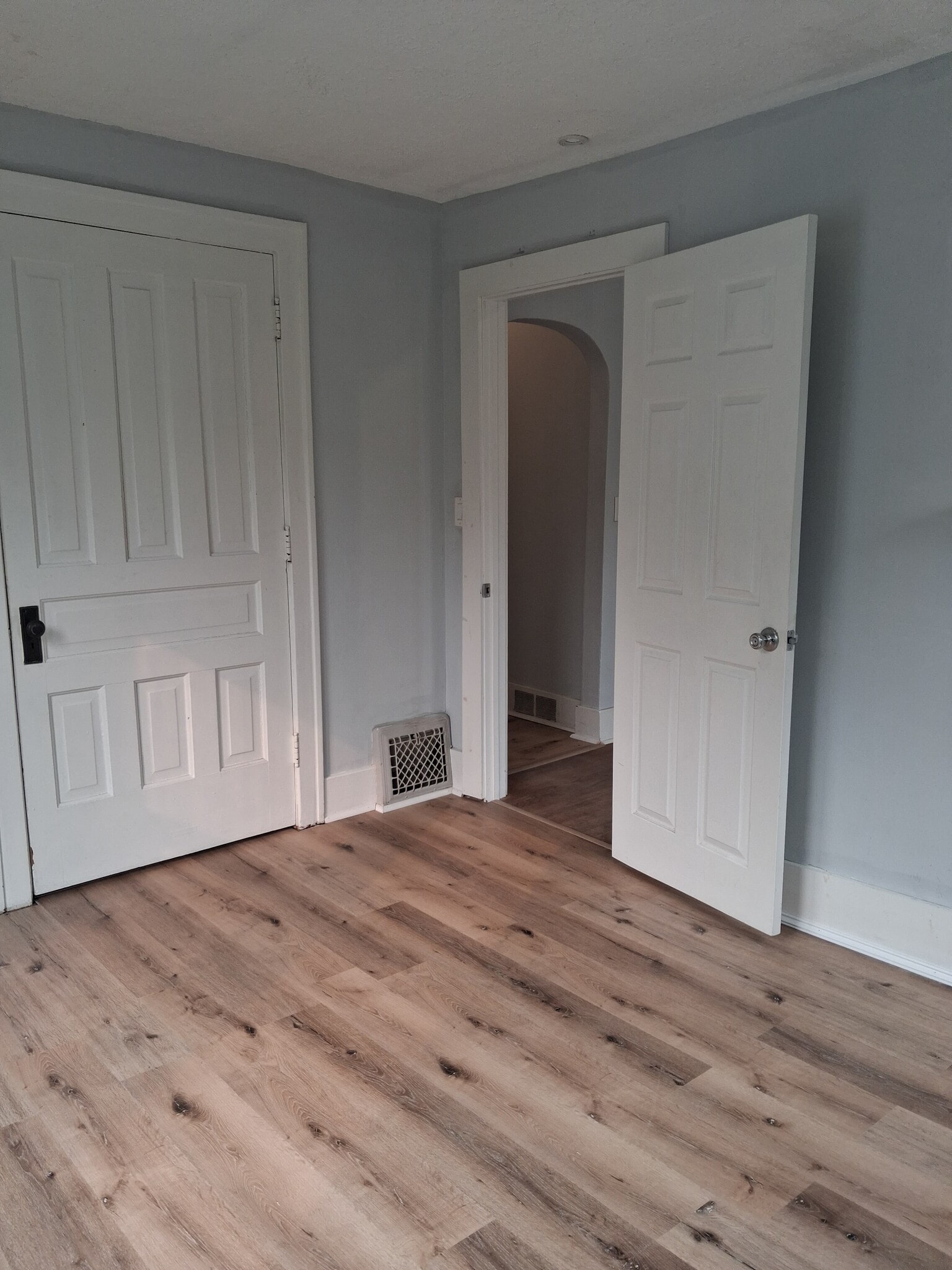 Bedroom - 829 Miller Ave