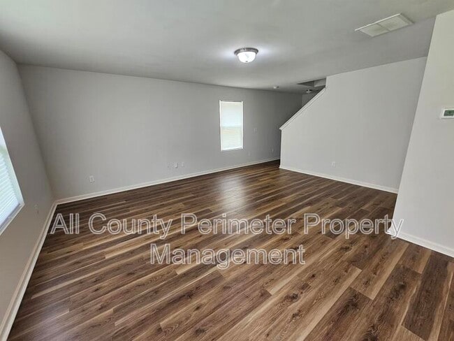 Building Photo - 316 Freeman Cir