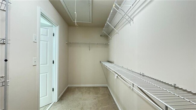 Building Photo - 3695 Fedorite Walk