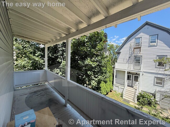 Building Photo - 105 Bromfield Rd
