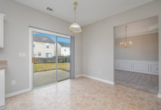 Building Photo - 1231 Joannas Ct