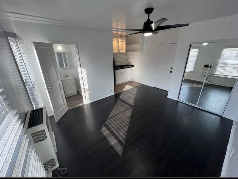 Interior Photo - Blake Manor