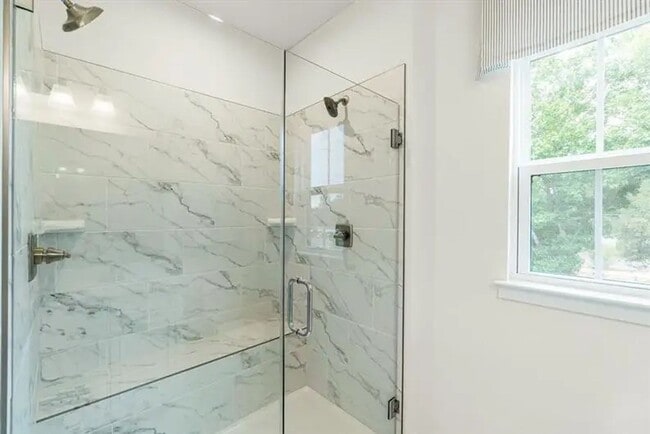 Building Photo - Stunning Luxury 4BR 3BA Home w/ Granite Island • Remodeled Kitchen • 2-Car Garage in Charlotte