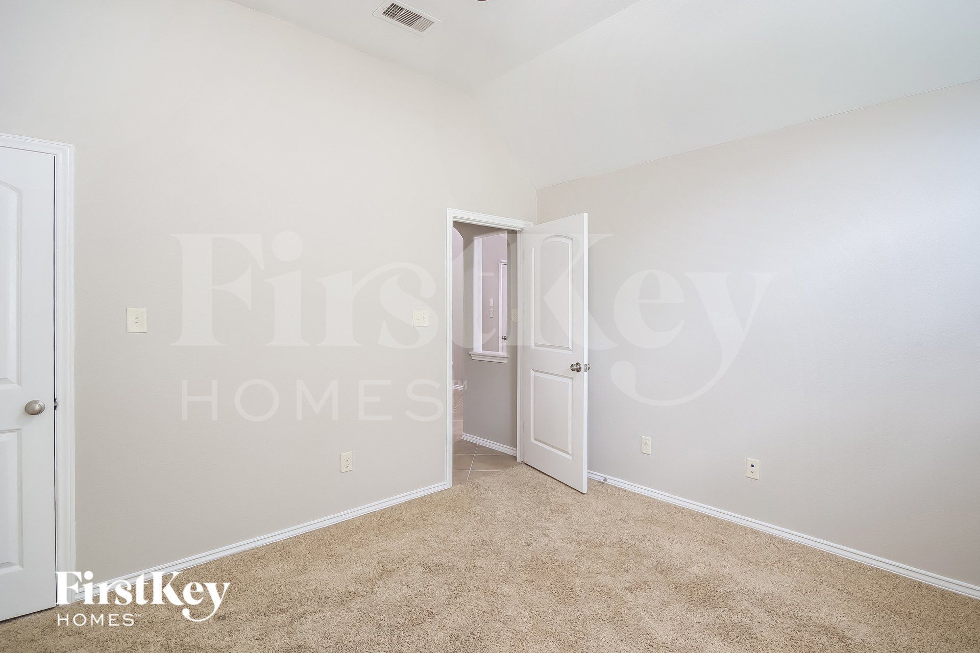 Building Photo - 26122 Serenity Oaks Dr