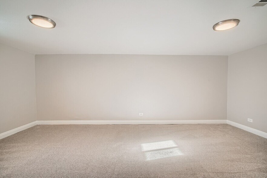 Building Photo - 4020 S Bannock St
