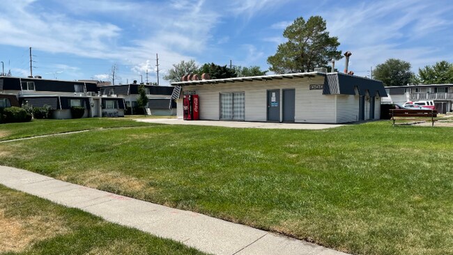 Building Photo - 4348 S 1100 W