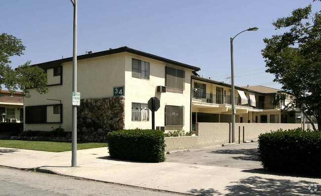 Building Photo - 34 N 2nd St
