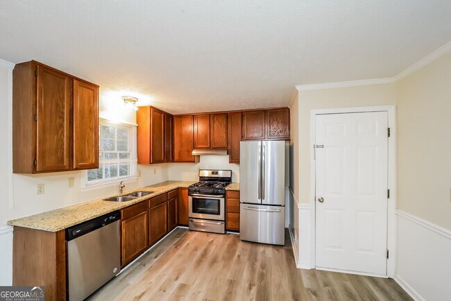 Building Photo - 2350 Bankstone Dr SW