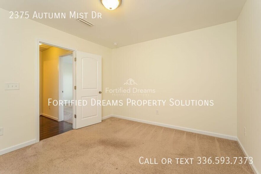 Building Photo - 2375 Autumn Mist Dr