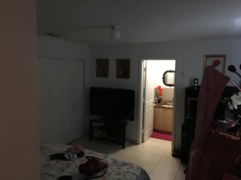 Building Photo - 10345 NW 35th Ave