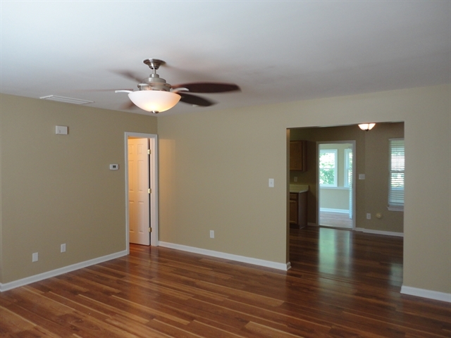 Building Photo - 3825 Tyler Bluff Ln
