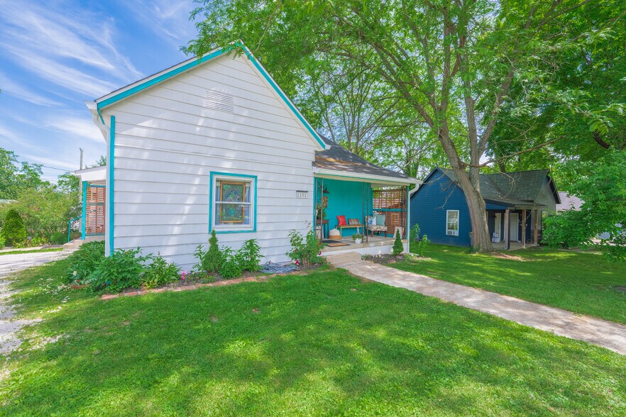 Building Photo - 1101 S Rogers St