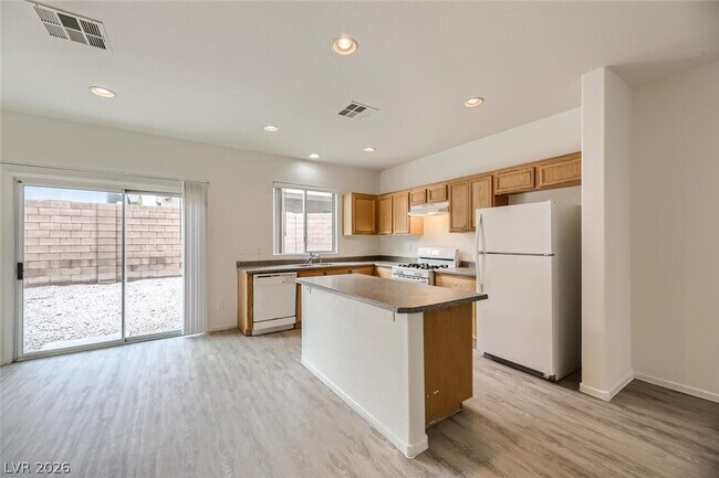 Building Photo - 4045 Oliver Sagebrush Dr