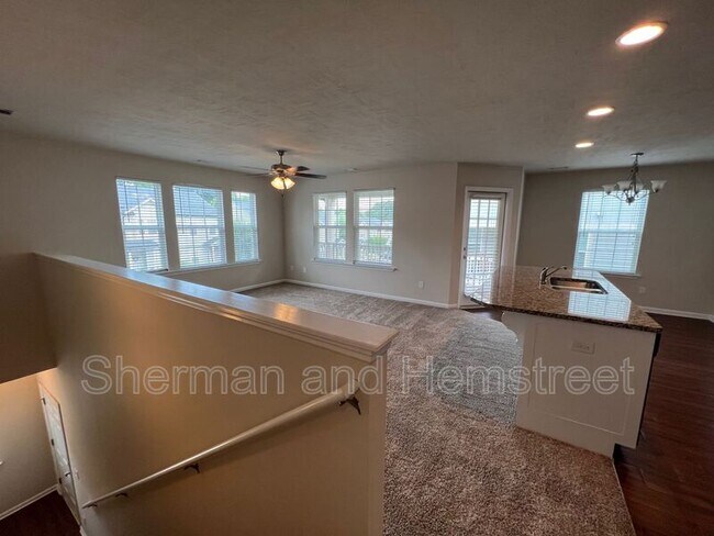 Building Photo - 606 Joiner Cir