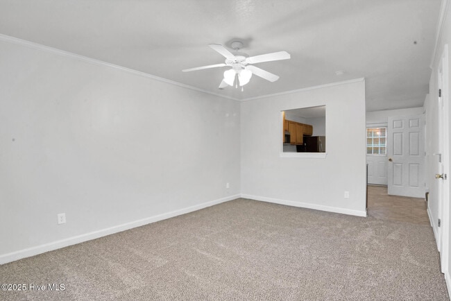 Building Photo - 1008 Springwood Dr
