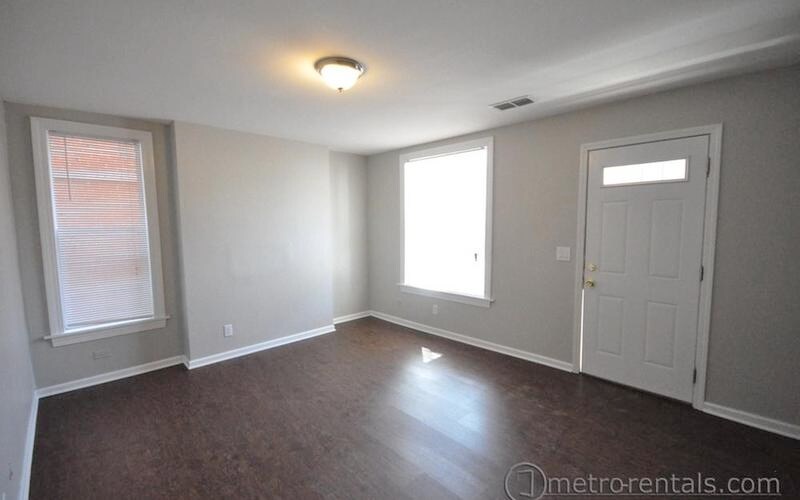 Building Photo - 452 W 3rd Ave