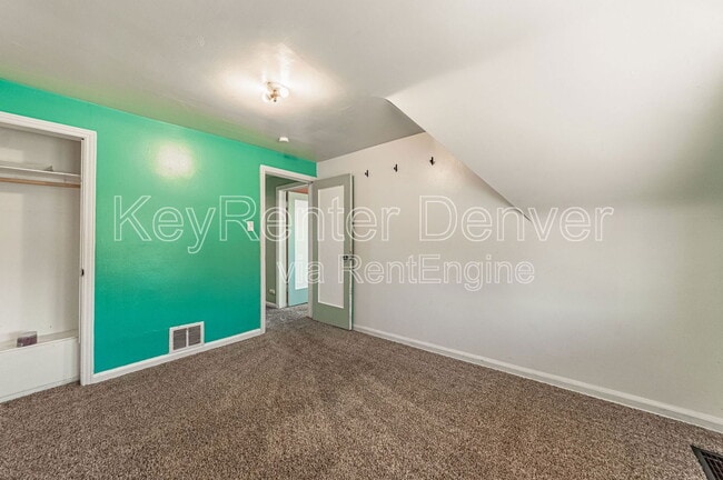 Building Photo - 6801 Irving St