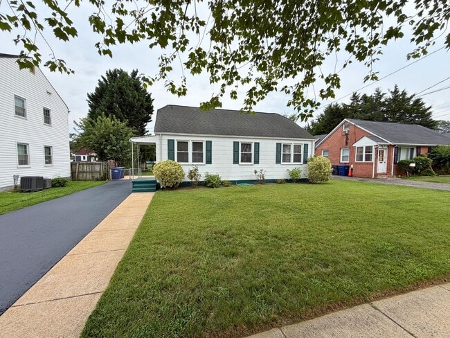 Building Photo - 6825 Westmoreland Rd