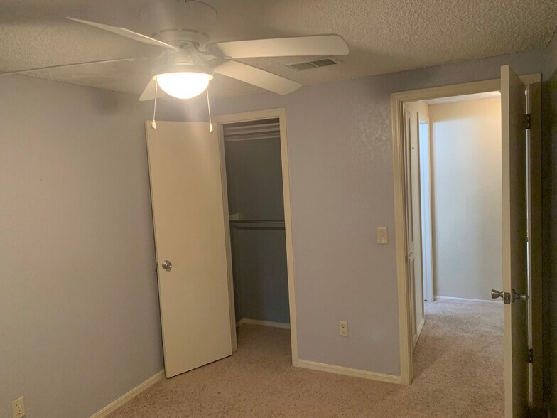 Building Photo - 12500 SW 2nd St