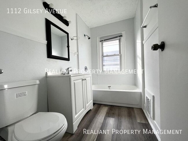 Building Photo - 1112 Gilsey Ave