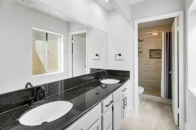 Building Photo - Charming 3BR House in Scottsdale