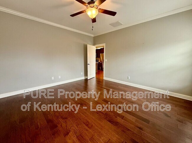 Building Photo - 242 Ikebana Dr