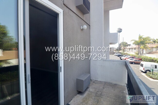 Building Photo - Beautiful 1BR/1BA Condo for Rent in Ocean ...