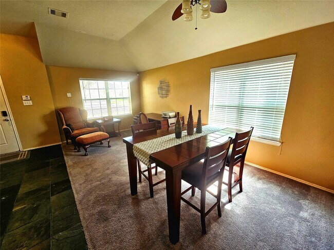Building Photo - 3418 Dorsey Ln