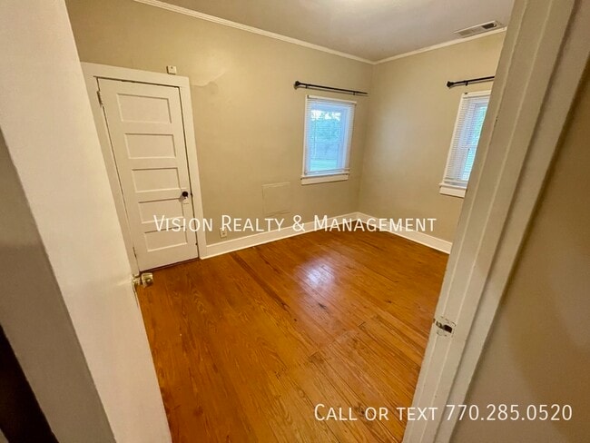 Building Photo - 314 Clifton Terrace