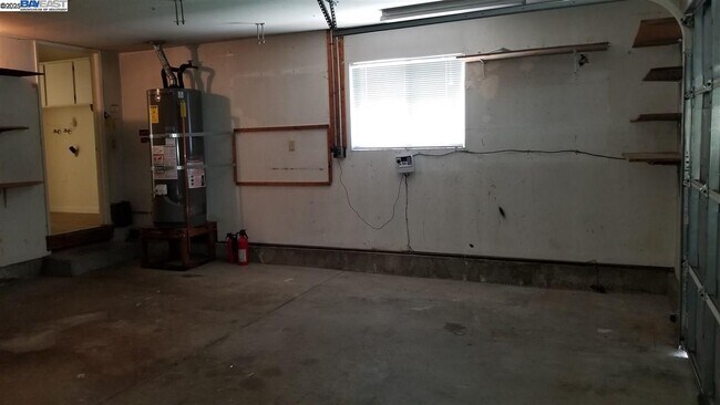 Building Photo - 3181 Camdon Ct