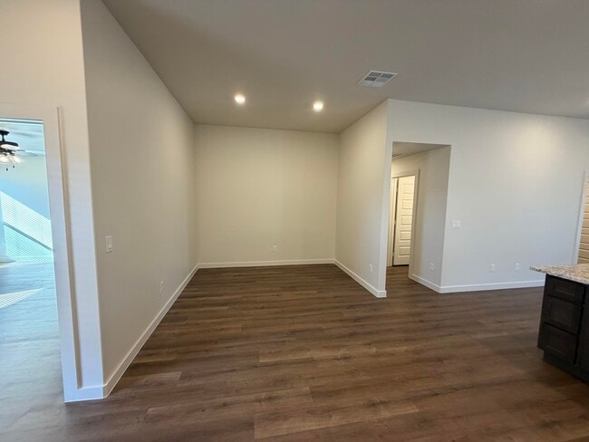 Building Photo - 3017 139th St