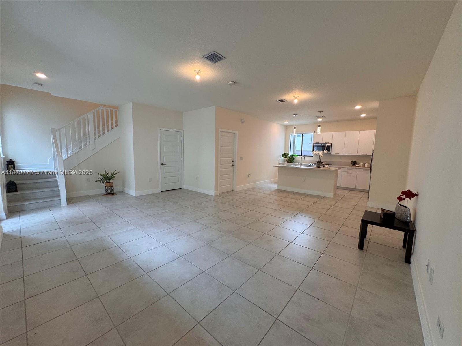 Building Photo - 4760 NW 83rd Pky