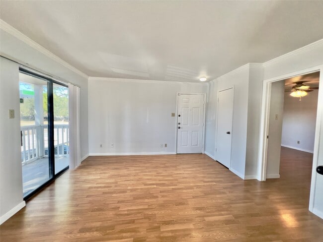 Building Photo - 2750 Holly Hall St