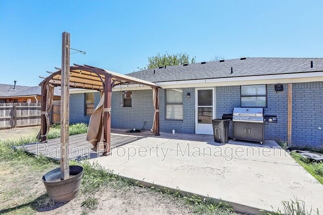 Building Photo - 2601 17th Ave