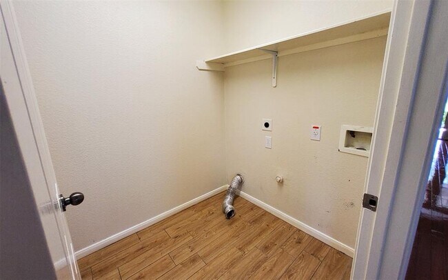 Building Photo - 13107 Split Creek Ln
