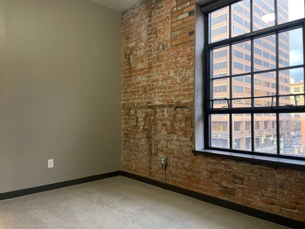 Building Photo - 110 Walton St