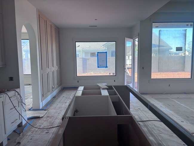 Building Photo - Beautiful Single Story in Finley Farms