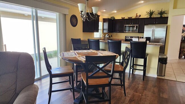 Building Photo - 3025 Bartow Ln