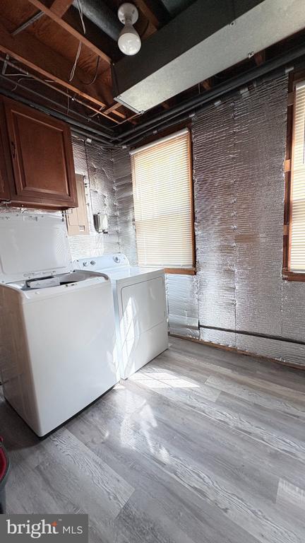 Building Photo - 2174 Mayflower Dr