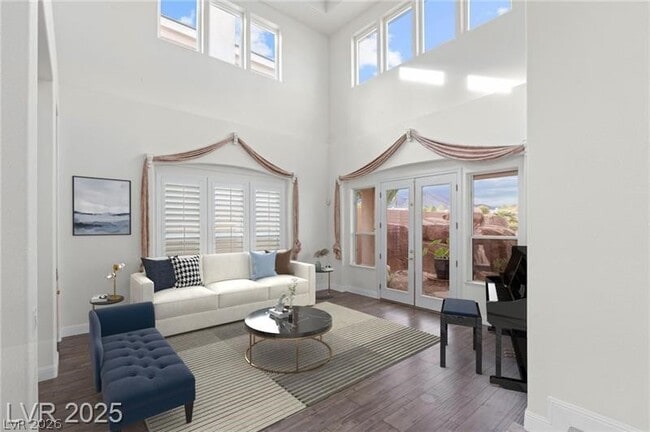 Building Photo - 425 Pinnacle Heights Ln