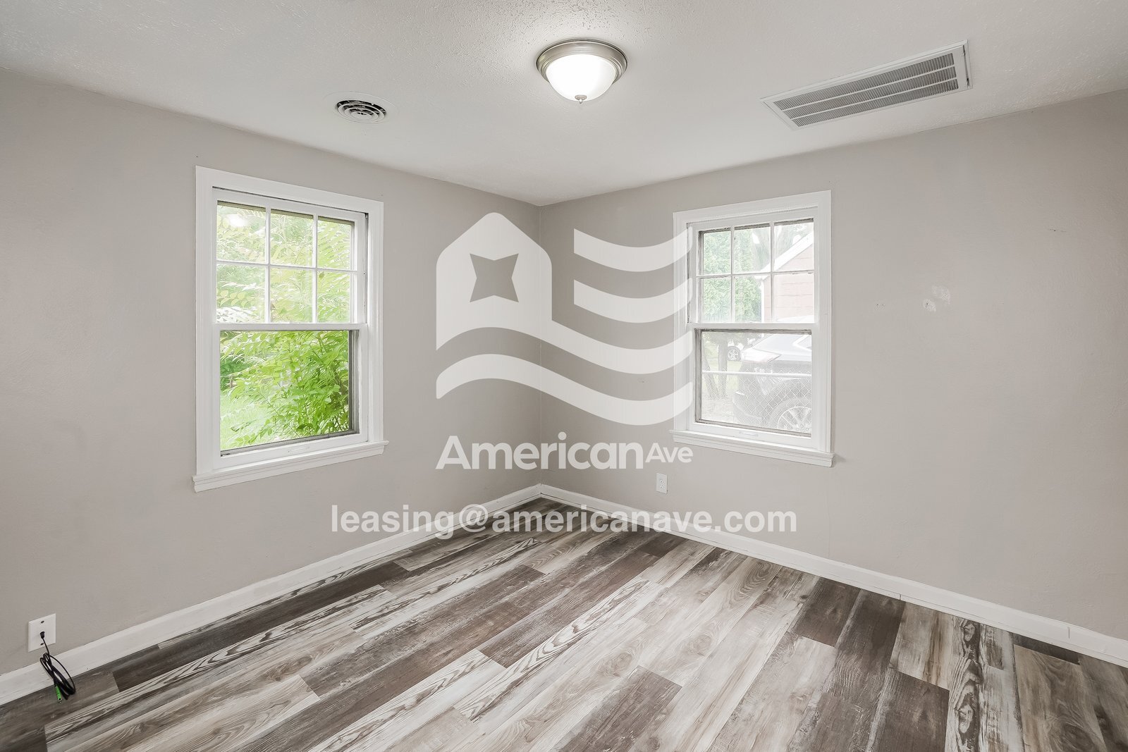 Building Photo - 5085 Adella St