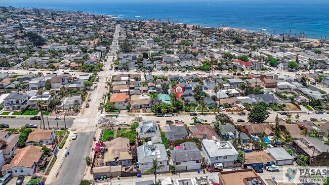 Building Photo - Charming Ocean Beach Home!