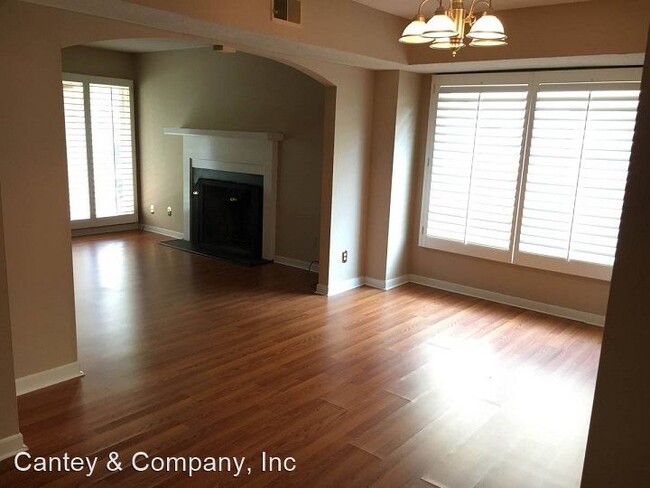 Building Photo - 2 br, 2.5 bath House - 140 Lionsgate Drive