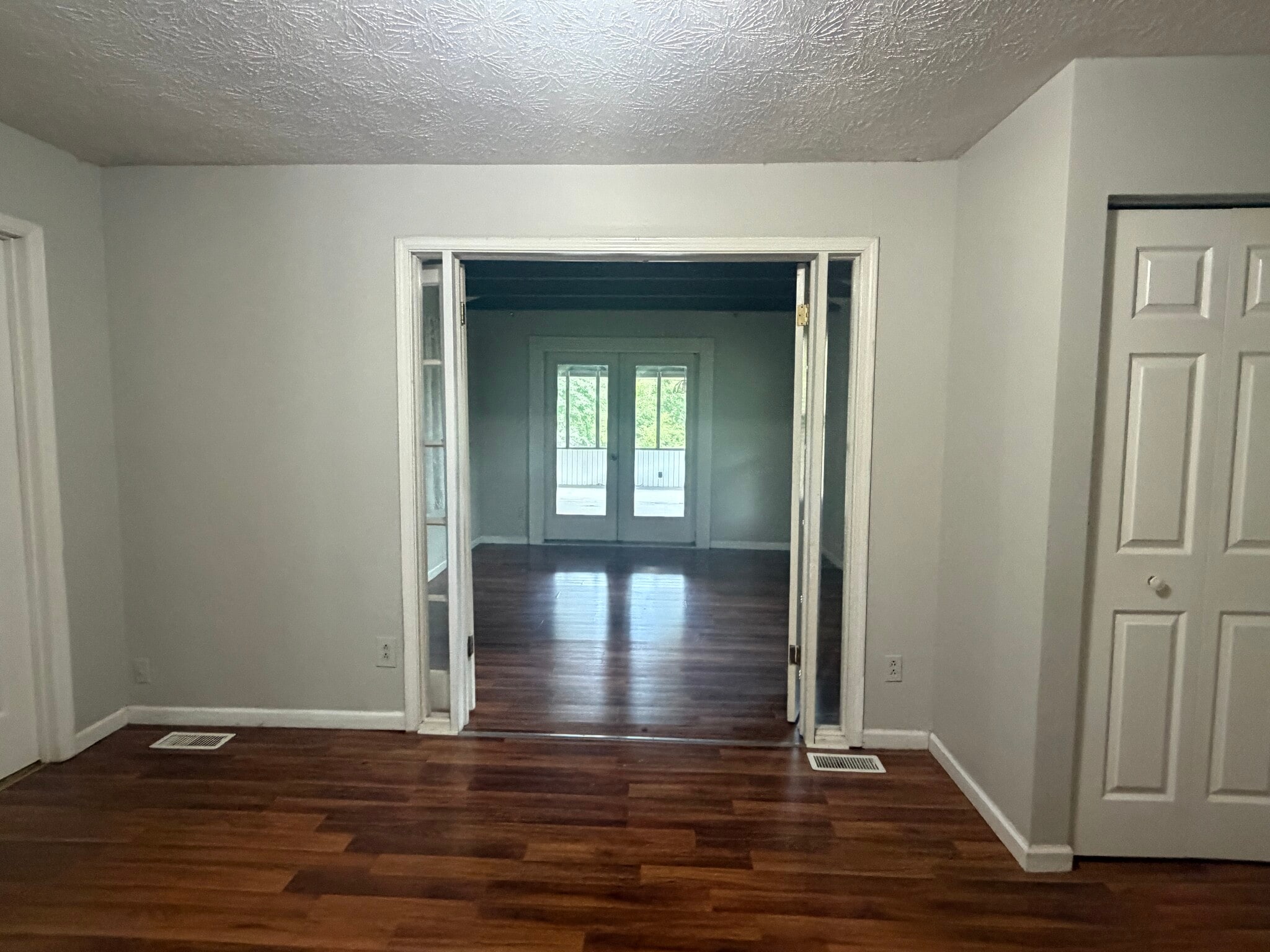 Building Photo - 3056 Dale Hollow Dr