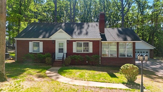 Primary Photo - Brick 2-Bedroom Home Close to Farmville an...