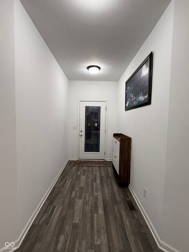 Building Photo - 6241 Buck Blvd